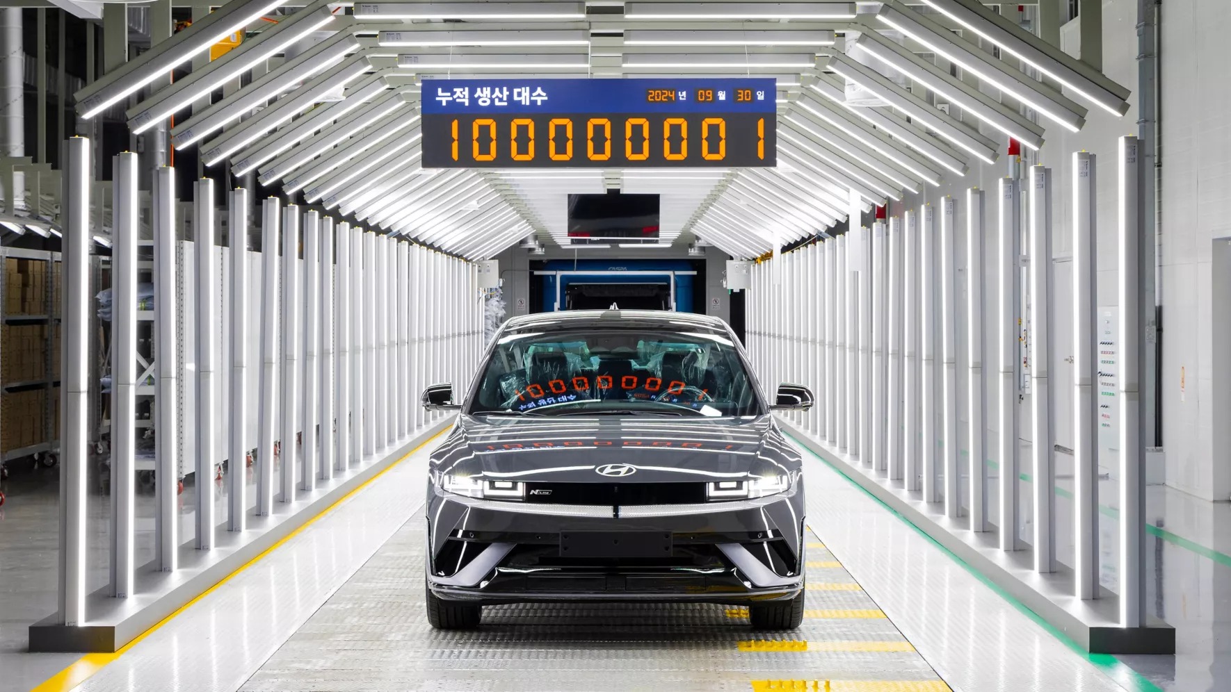 Hyundai &ndash; 100 mln aut