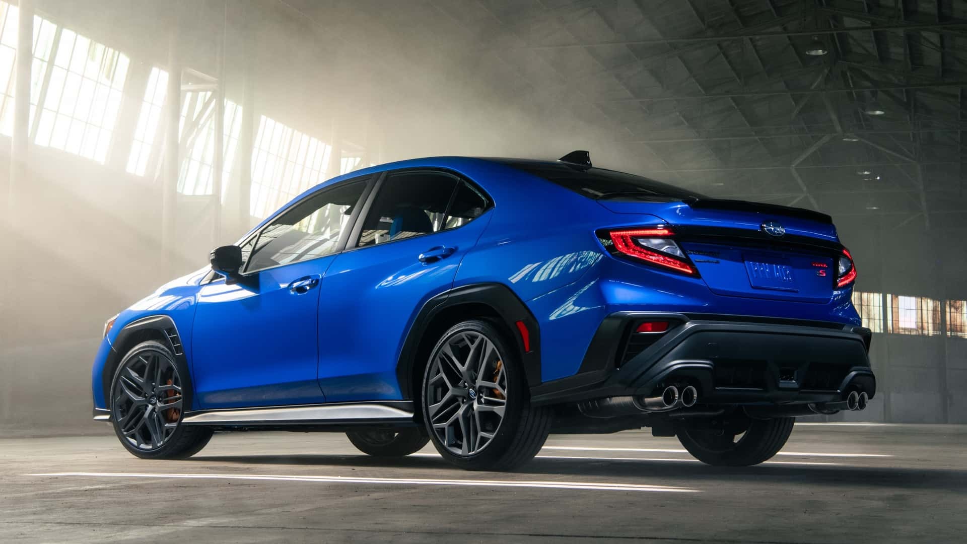 Niska sprzedaż Subaru WRX