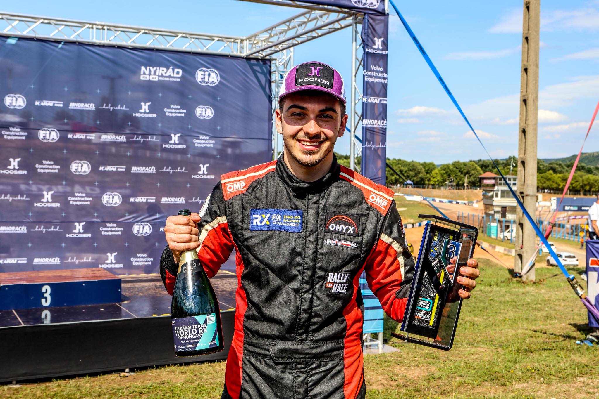 Damian Litwinowicz na podium na Węgrzech