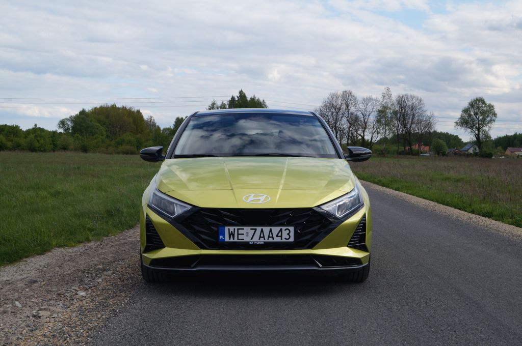 Hyundai i20 1.0 T-GDI 7DCT Smart 100 KM &ndash; Miejski przedstawiciel