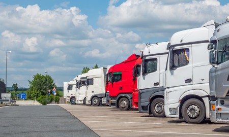 Europa nie ma gdzie parkować ciężar&oacute;wek