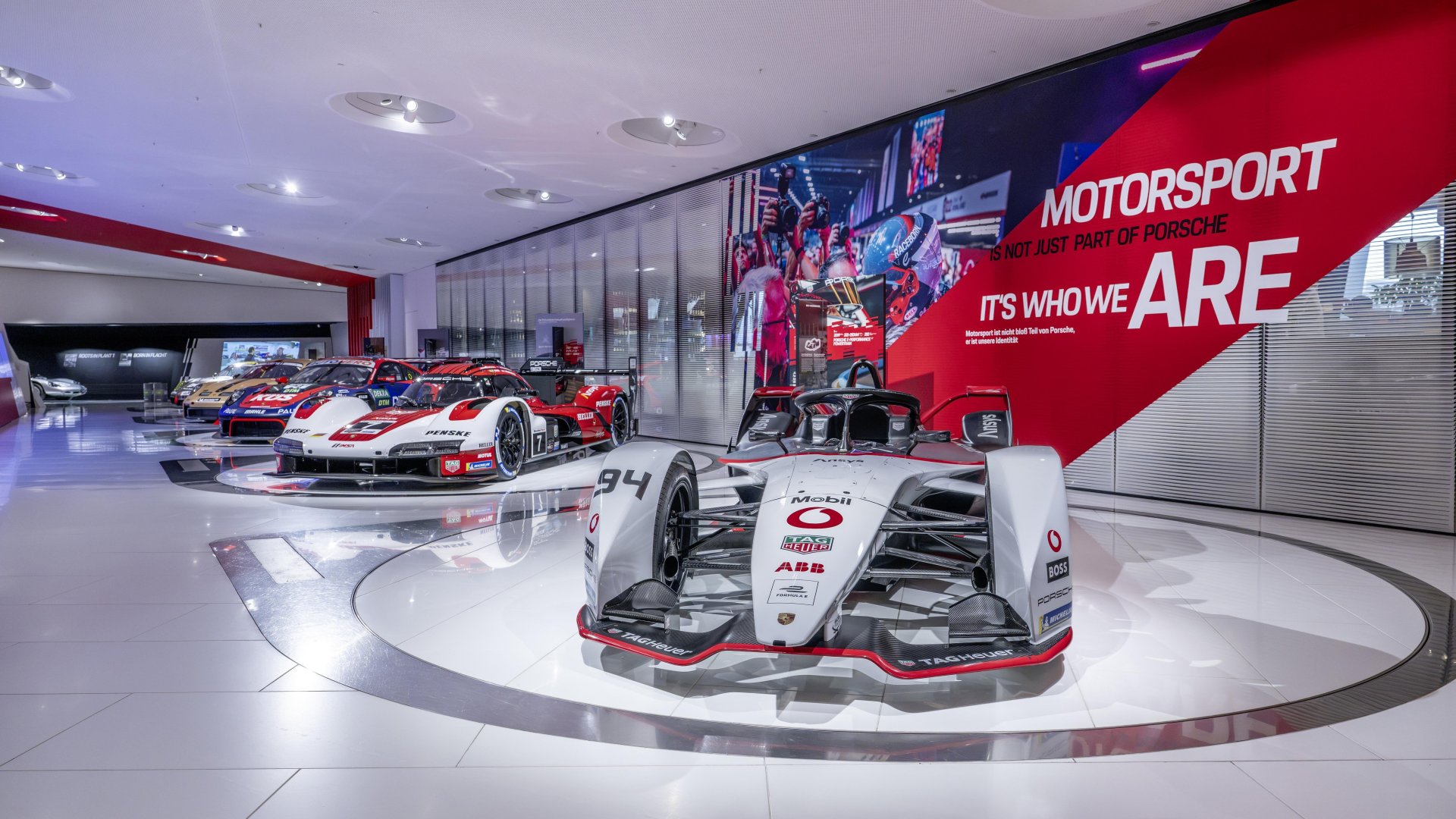 „Raceborn – 75 lat Porsche Motorsport”