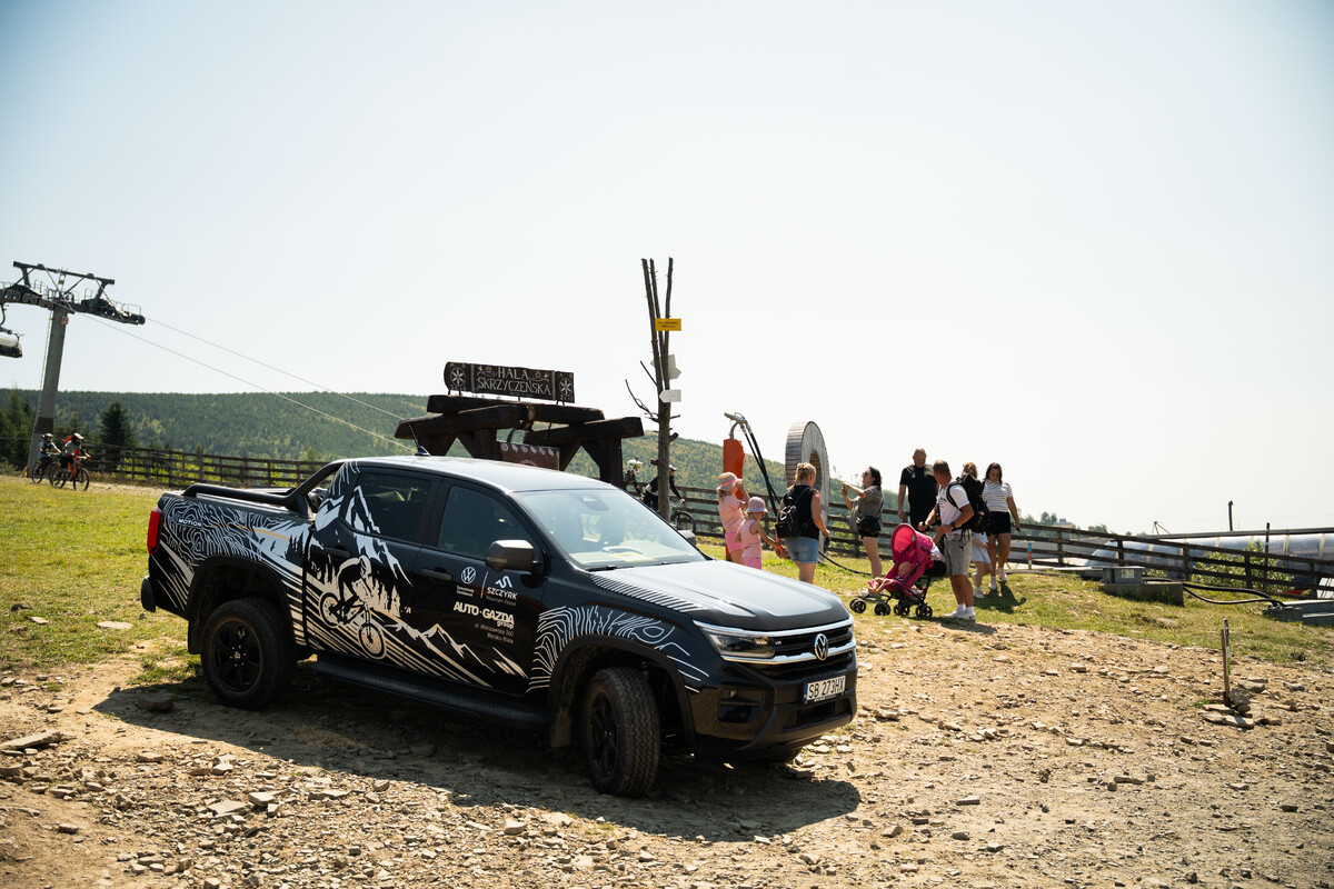 VW wspiera iXS European Downhill Cup 2026