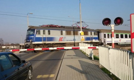 PKP PLK wyremontuje 182 przejazdy kolejowe