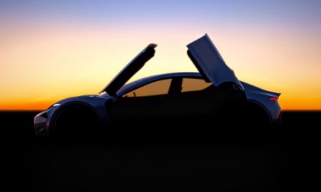 Fisker z drzwiami otwieranymi do g&oacute;ry