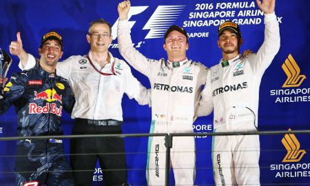Nico Rosberg liderem F1