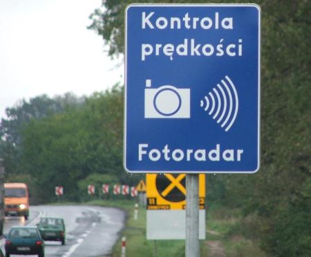 Kt&oacute;ry fotoradar zarejestruje wykroczenia kierowc&oacute;w?