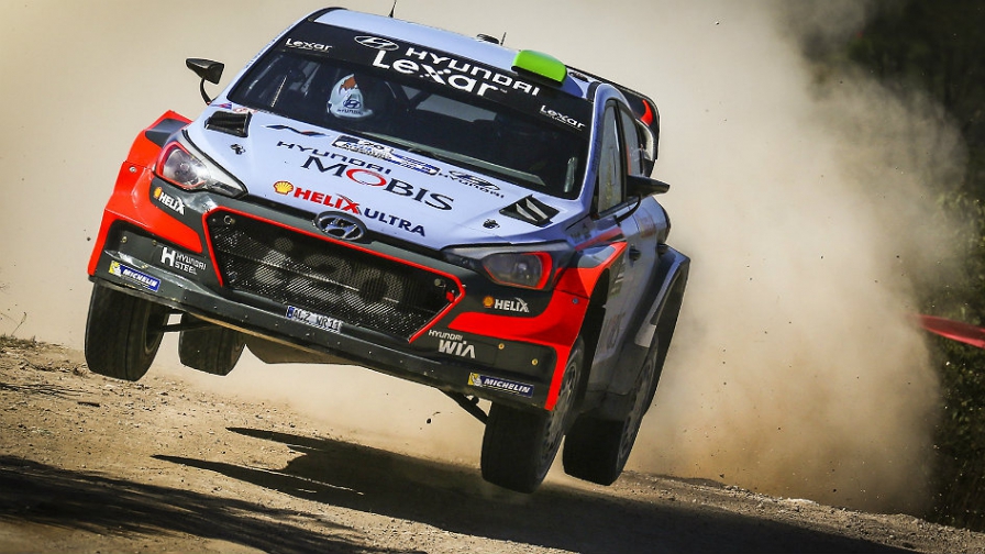 Hayden Paddon triumfuje w Argentynie