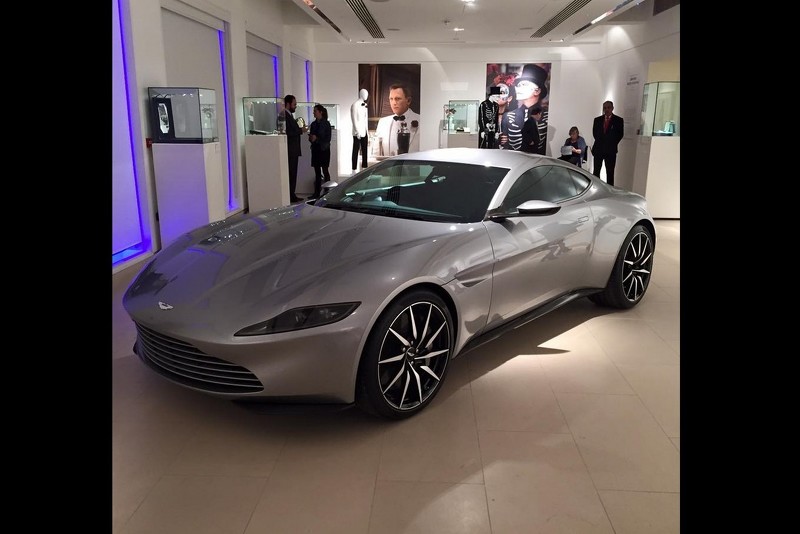 Aston Martin DB10 sprzedany za 3,48 mln dol.