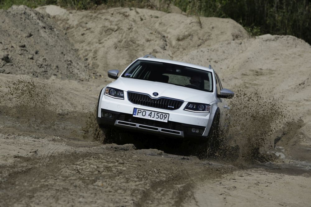 Skoda Octavia Scout 2.0 TDI 4x4 DSG - Dylemat