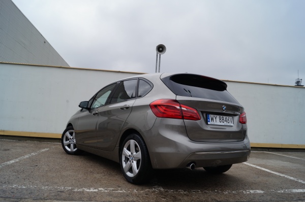 BMW 2 Activ Tourer 218d Luxury Line - Małe zaskoczenie