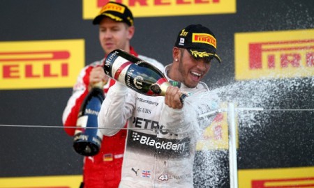 Lewis Hamilton powt&oacute;rzył sukces w Japonii