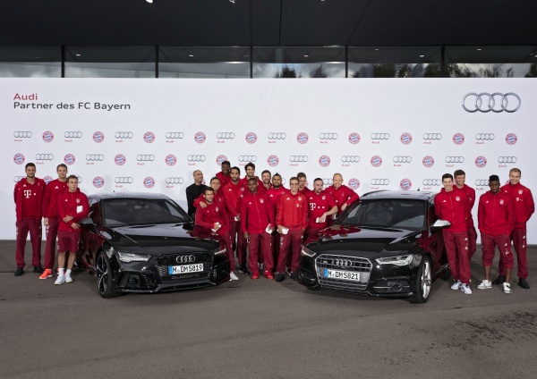 Robert Lewandowski w Audi RS 7 Sportback