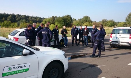 Skoda Auto Szkoła szkoli Policję