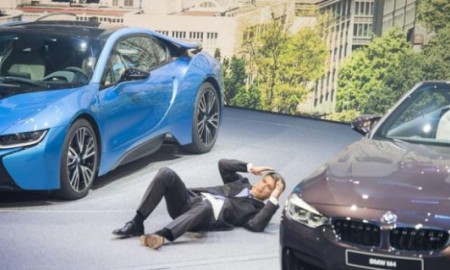 Szef BMW zasłabł na scenie