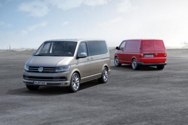 VW T sz&oacute;stej generacji w salonach