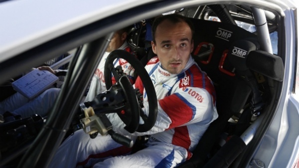 Kubica studzi oczekiwania