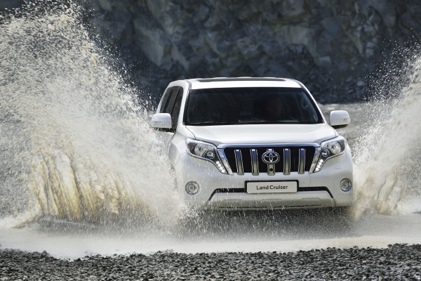 Land Cruiser 150 z nowym silnikiem