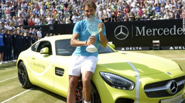 Wygrał Mercedesa AMG GT i narzeka