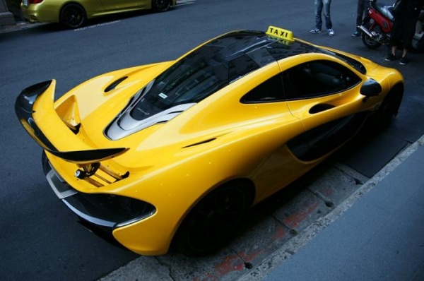 McLaren P1 jako taks&oacute;wka
