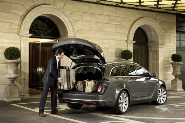 Opel Insignia Sports Tourer do serwisu