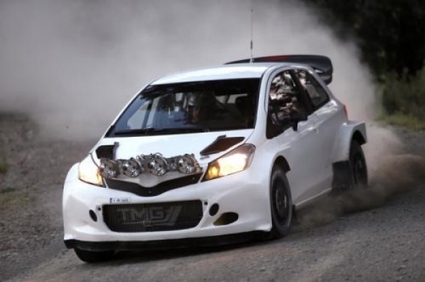 Toyota pracuje nad Yarisem WRC