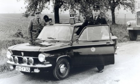 Policyjne wozy w Audi museum mobile
