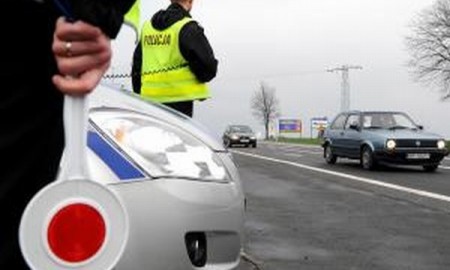 Policja odbierze prawo jazdy za przekroczenie prędkości