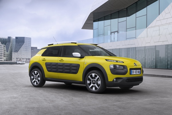 Citroen C4 Cactus nagrodzony przez Playboya